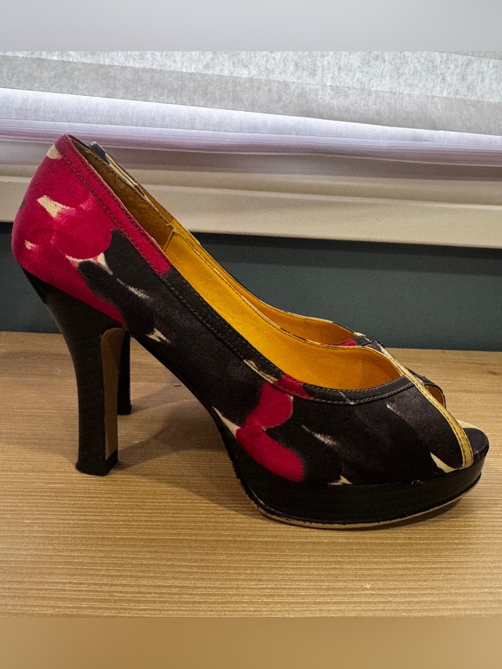 Madden Girl Black and Fuchsia Floral Peep-Toe Heels